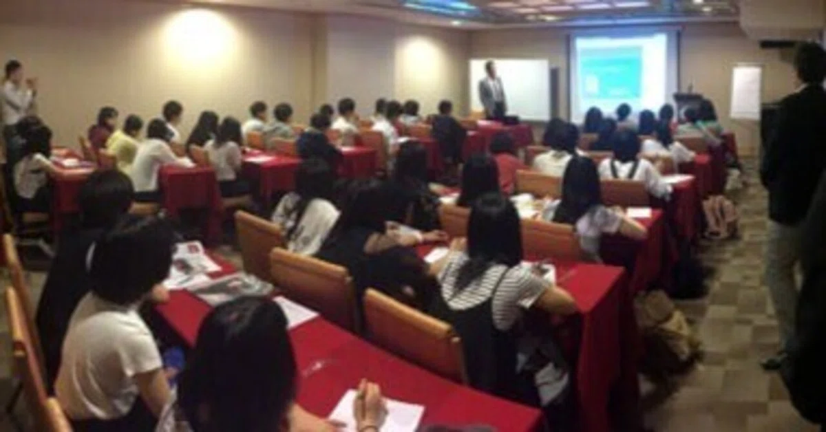 北海道札幌清田高等学校の学生へ講演会を行いました