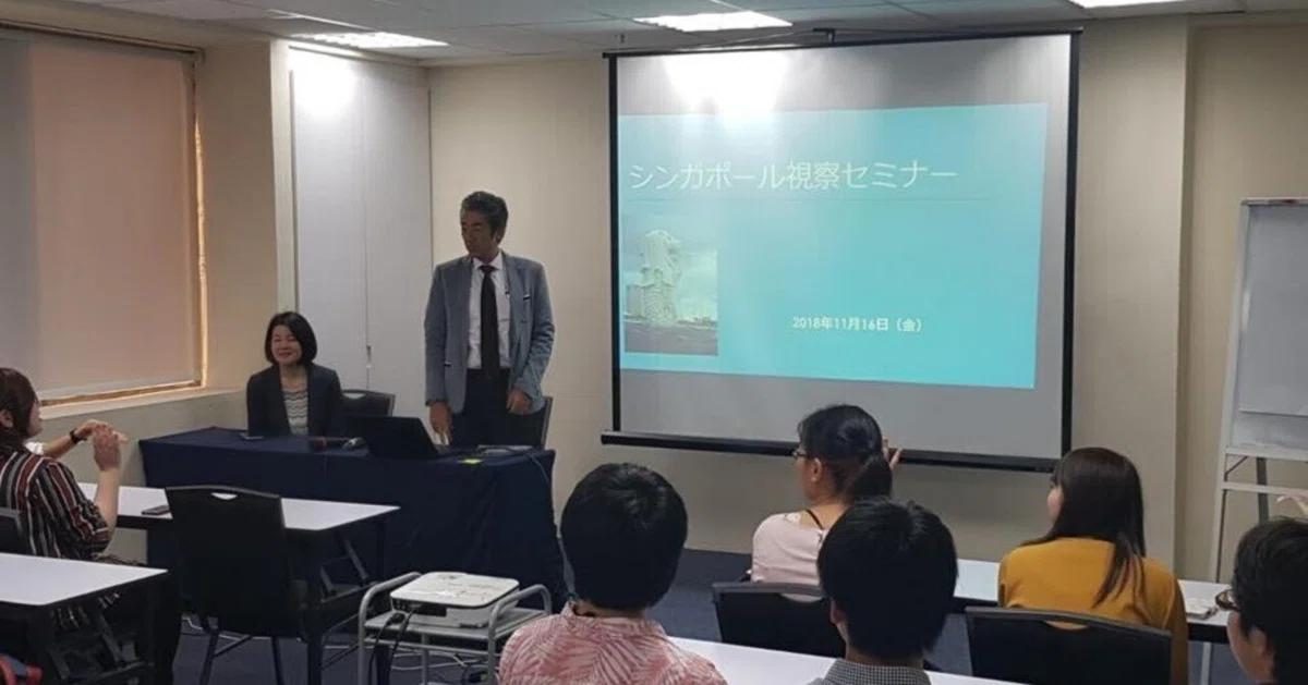 「海外へのメディア発信の仕方」に登壇